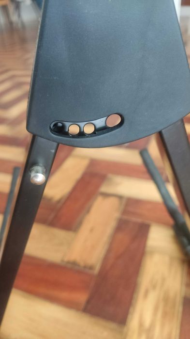 Suporte de chão para guitarra