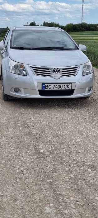 Toyota Avensis Т27 2,0 бензин/газ в доброму стані