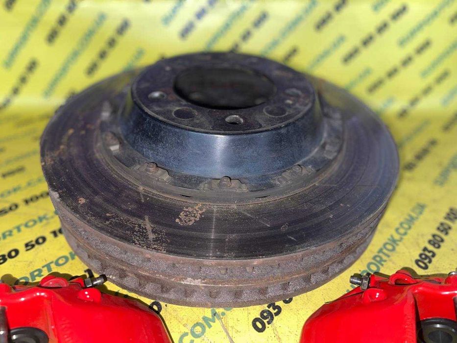 Гальмівний комплект Toyota Land Cruiser супорт диск колодки кронштейни