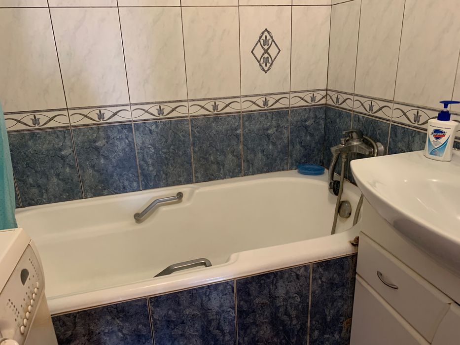 Подобово від власника метро Спортивна ,Левада