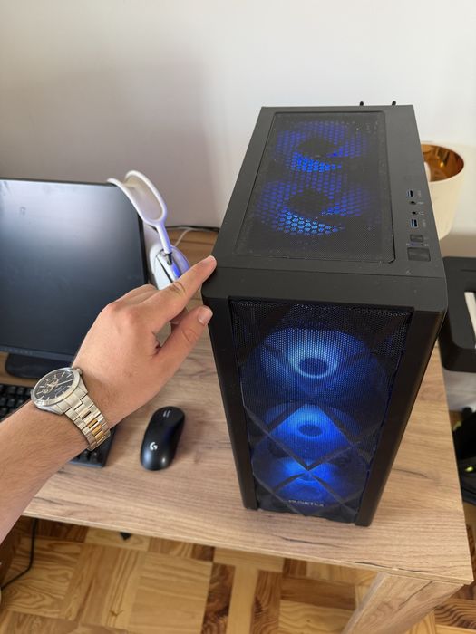 PC Gaming RTX 5070 Ti | Ryzen 7 7800X3D | 32GB DDR5 | SSD 2TB | Monitor Alienware 320Hz | Como Novo