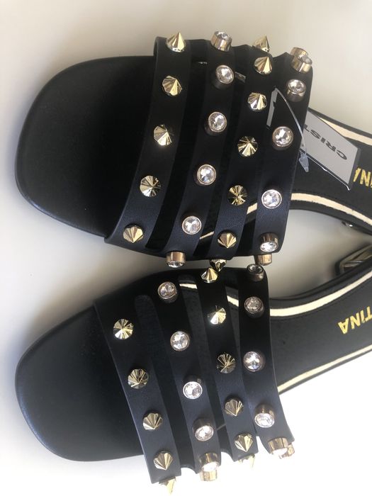 Mules, Cristina Ferreira, 40