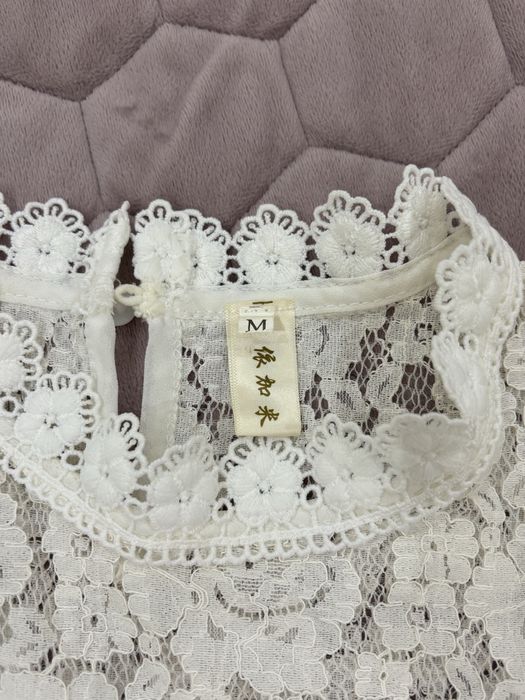 Мереживна блуза