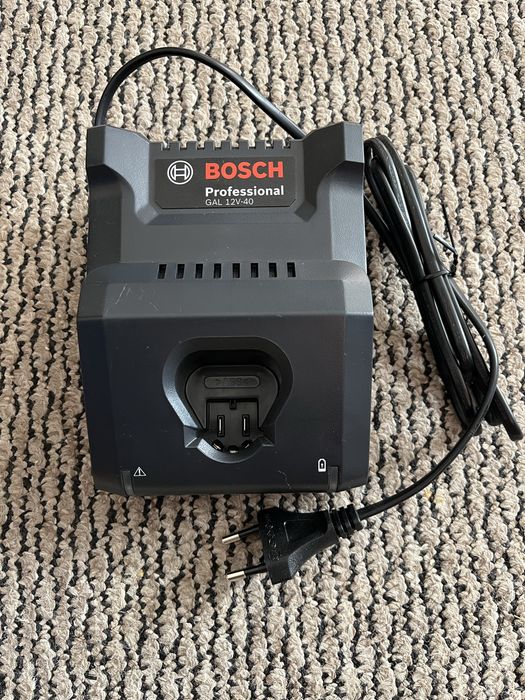 Зарядний пристрій BOSCH Professional GAL 12V-40