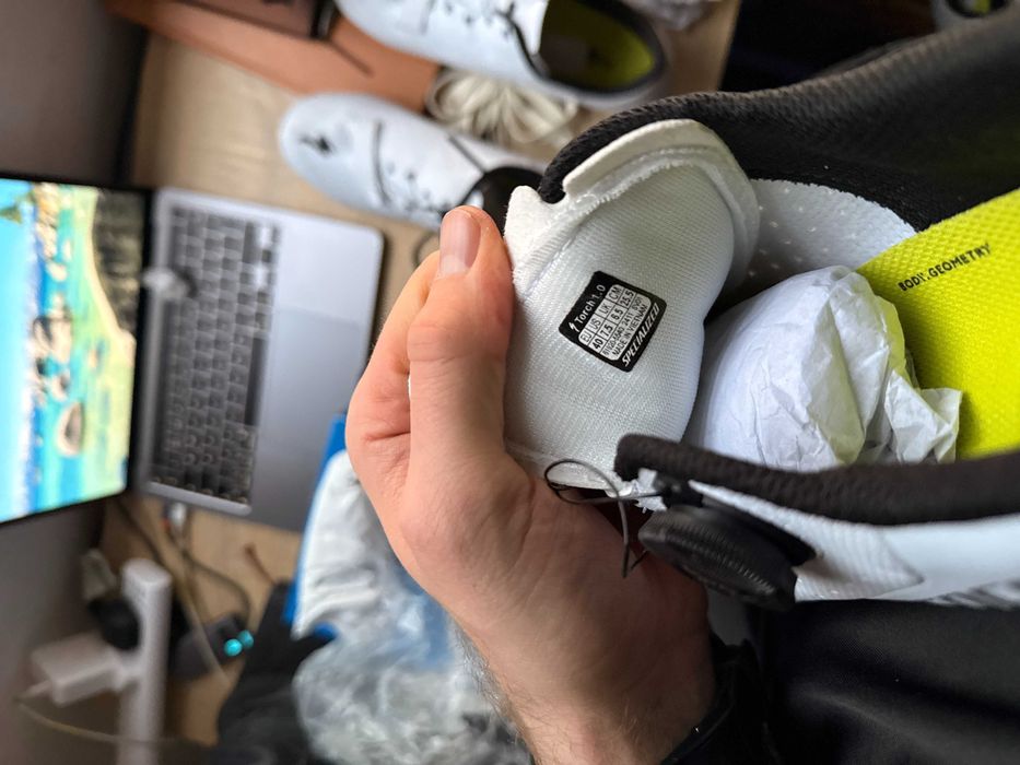 Велосипедні шосейні туфлі Specialized TORCH Нові Є розміра в наявності