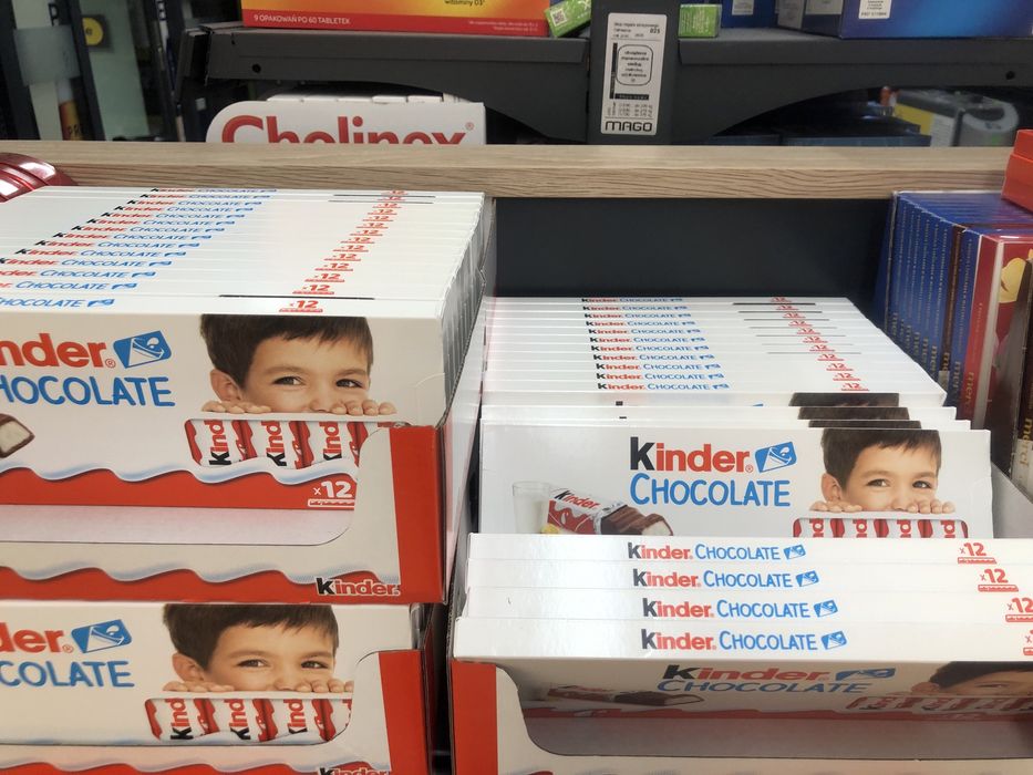 Kinder Chokolate 150 gram.