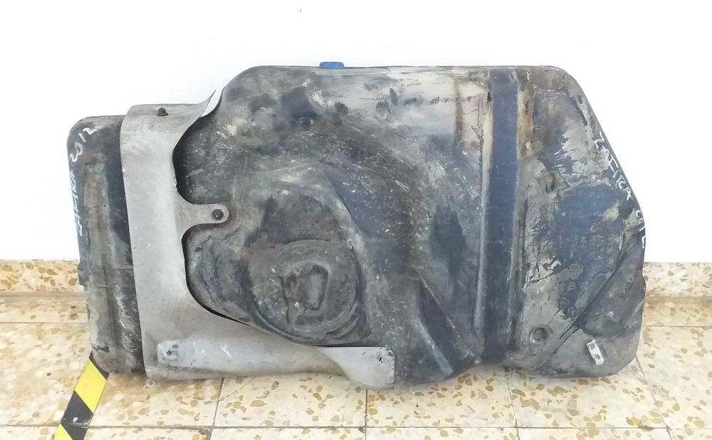 deposito combustivel Opel Zafira 1.7 cdti