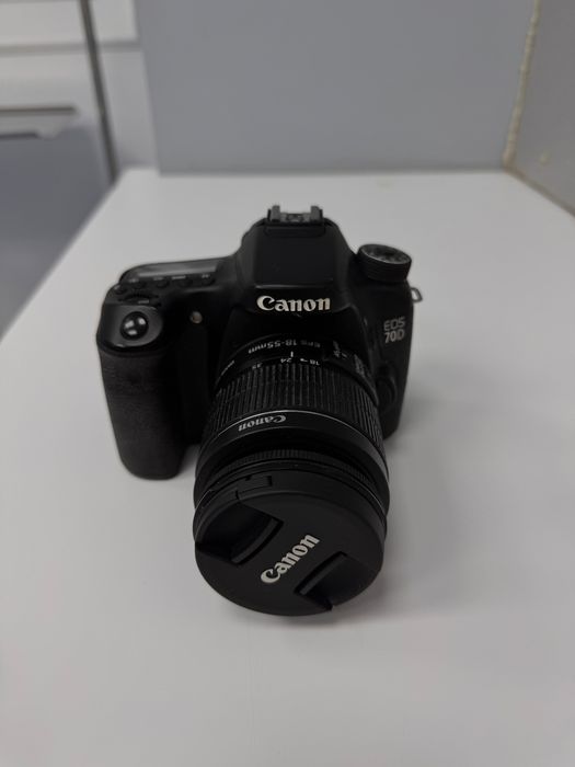 Canon EOS 70D kit(18-55mm)