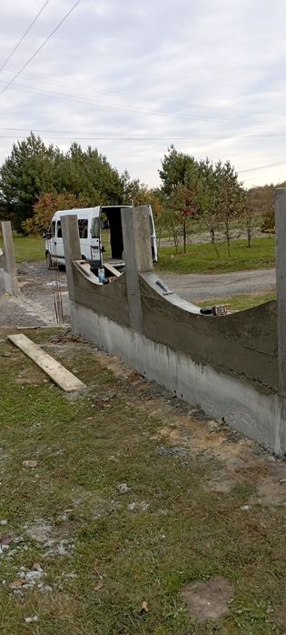 Надаємо послуги по заливці бетону на паркан , фундамент.