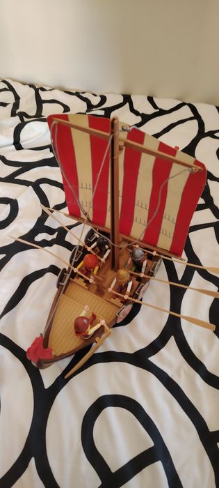 Playmobil barco viking com figuras