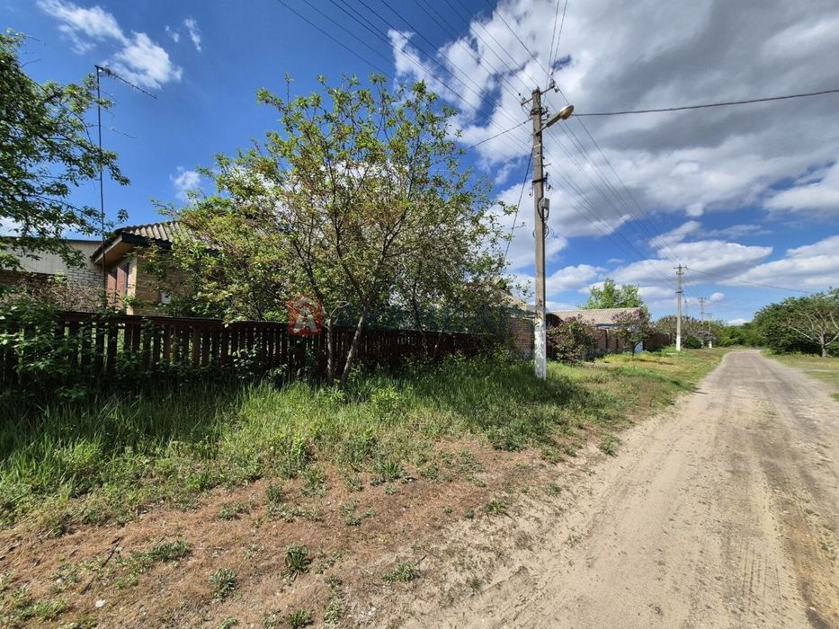 Терміновий продаж затишного будинку в селі Бузуків