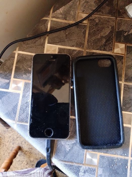 Телефон Айфон продажа