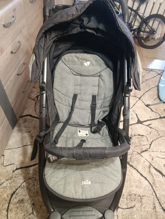 Wózek dziecięcy spacerowy joie