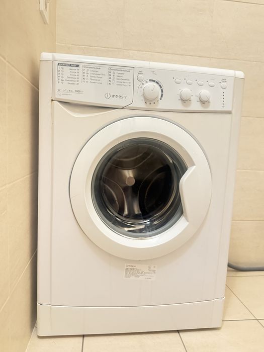 Стиральная машинка Indesit