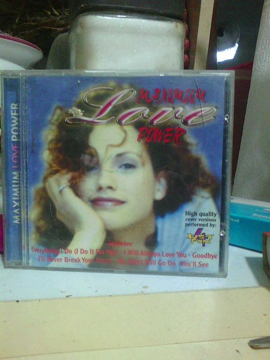 maximum love power CD música -portes portes CTT grátis