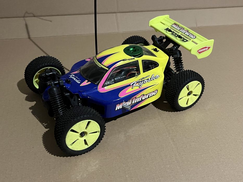 Kyosho mini inferno eletrico 1/16