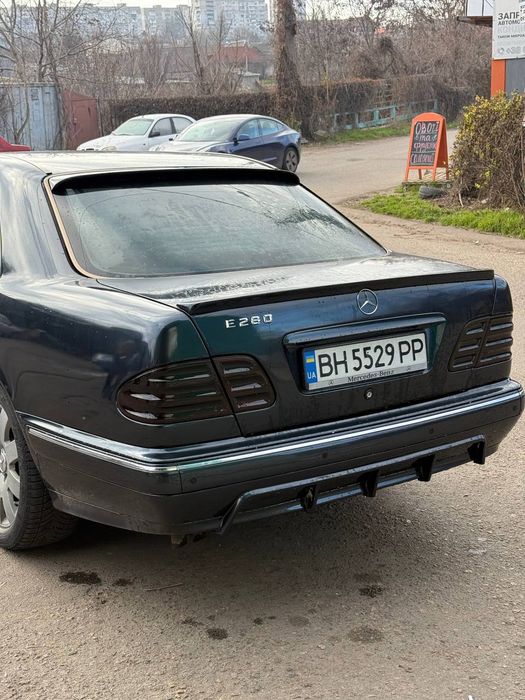 Mercedes w210 E280 AVANTGARDE