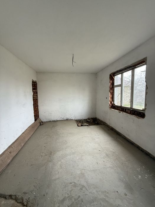 Продаж Будинку в с Банилів Вижницьк. р-н ( МОЖНА ПІД ДЕРЖ ПРОГРАМИ)