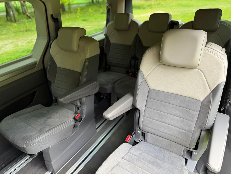 VW MULTIVAN 2025 Wynajem BUS 7 osobowy - bogata wersja