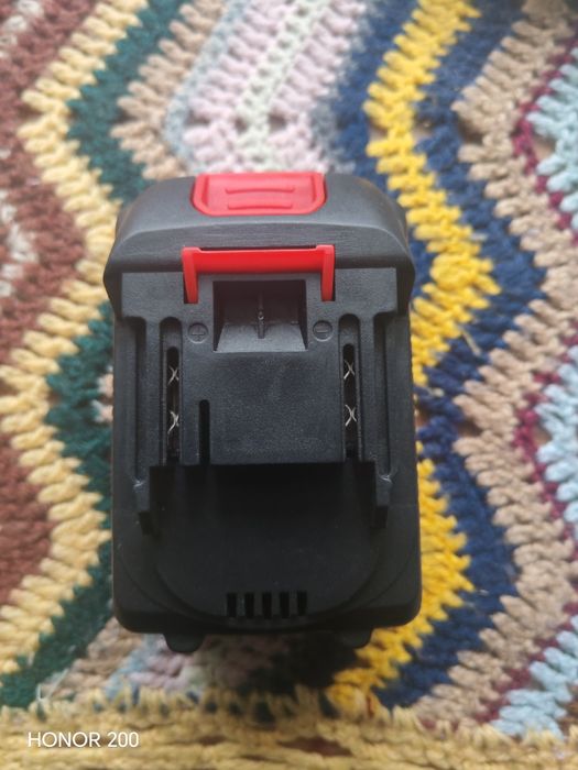 Акумулятор для макіта