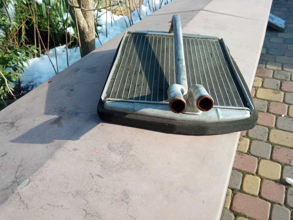 Радіатор опалювача пічки салону теплообмінник Фієста Кур’єр Мк4