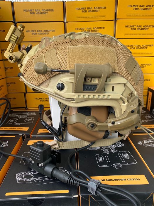 Ліхтарик тактичний на шолом ,фонарик тактический на шлем КОЙОТ