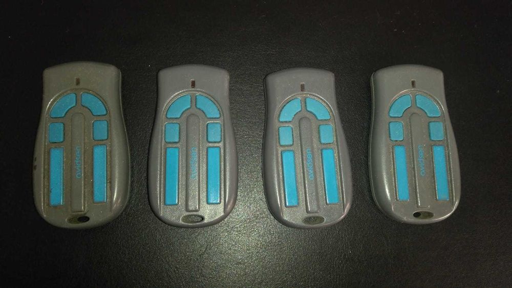 Comando remoto portão de garagem marca Avidsen