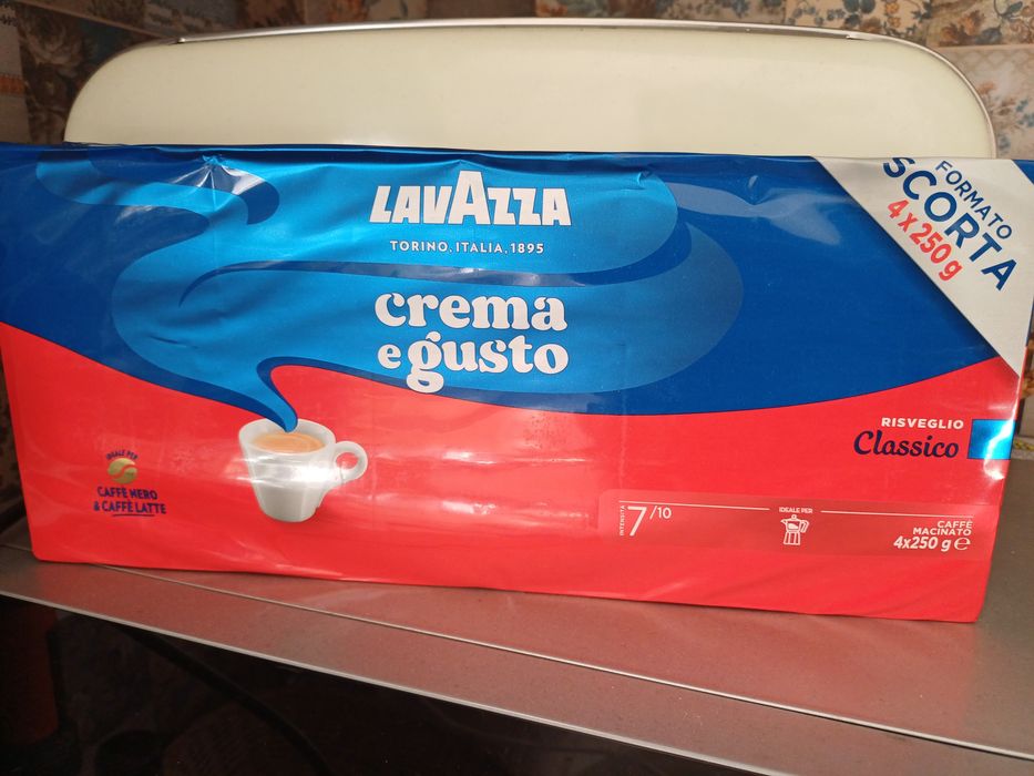 Кава Lavazza Crema e Gusto 1кг
