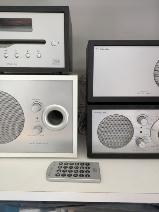 Tivoli Audio Model 2 Complete System with CD Player64741314790915122