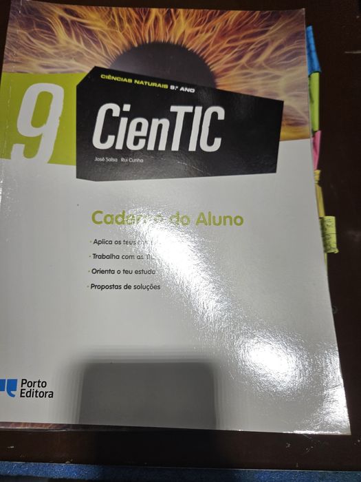 Livros escolares 9°ano