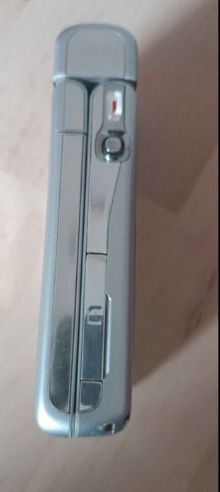 Telemóvel Nokia N 90 impecável, com todos os acessórios de origem!!!