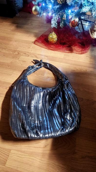 Bolsa nova com 2 tipos de alças