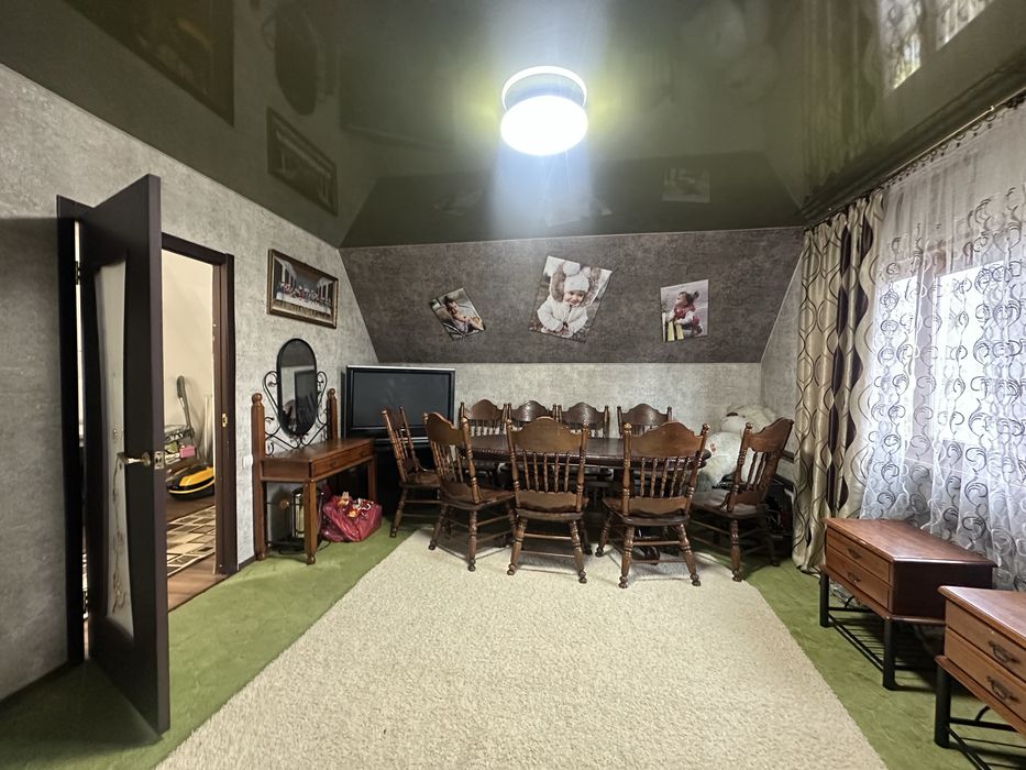 Продам дом Безлюдовка.С ремонтом.