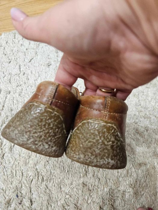 Skórzane brązowe buty 36 znoszone mokasyny
