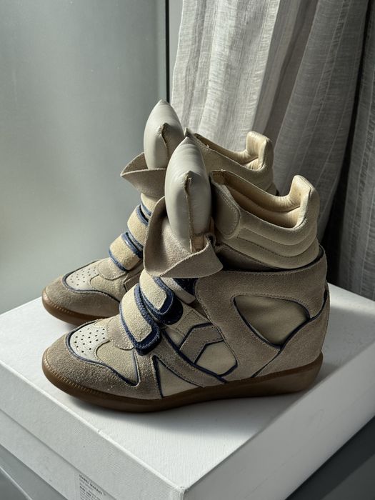 Oryginalne Isabel Marant Bekett — zamszowe buty na koturnie 37 EU, styl Y2K Rock A.S98 Buffalo New Sneakers