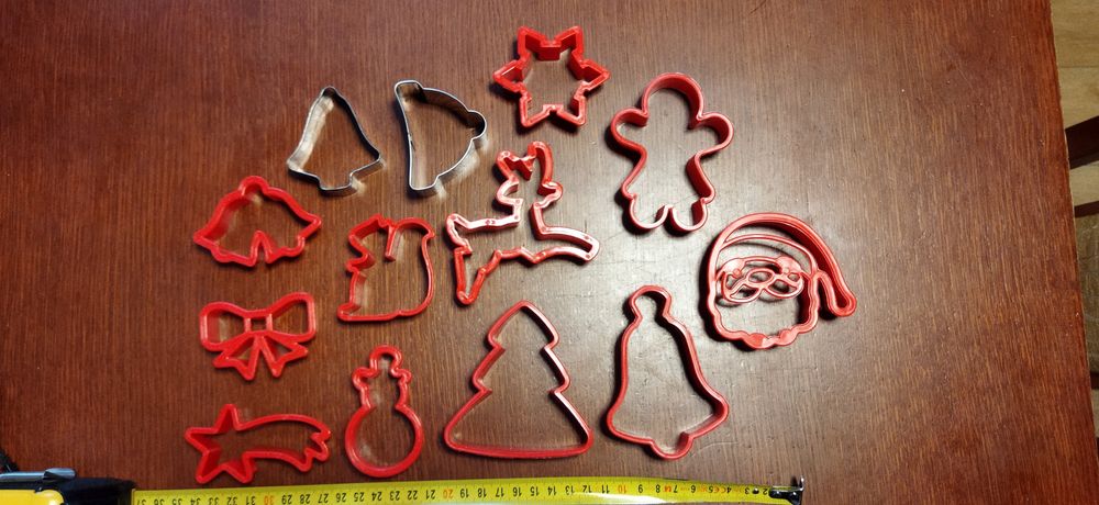 Foremki do ciastek, pierników.