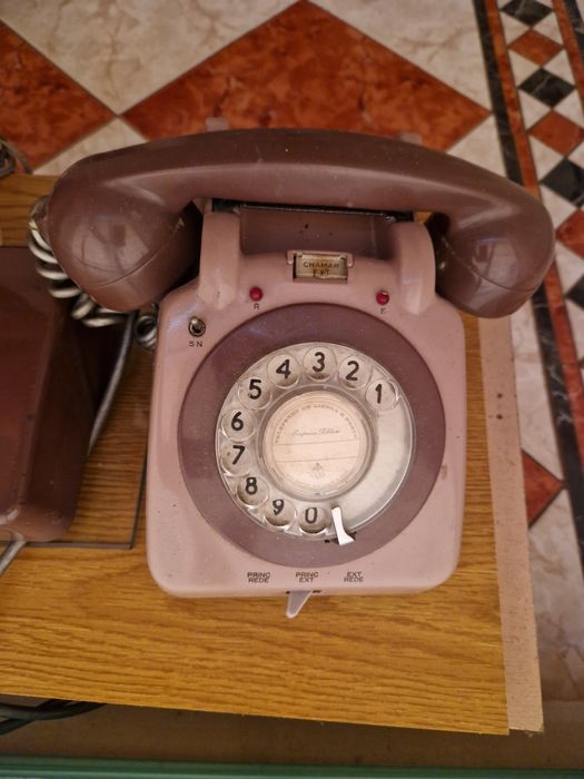 Telefone antigo vintage