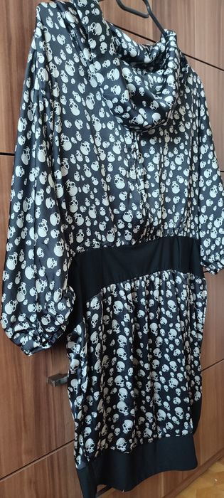 Tunika w czaszki rozmiar L