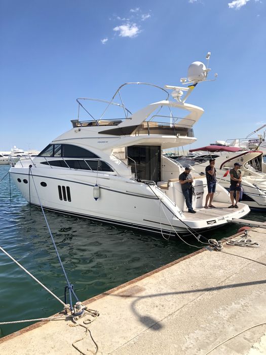Яхта Princess 50