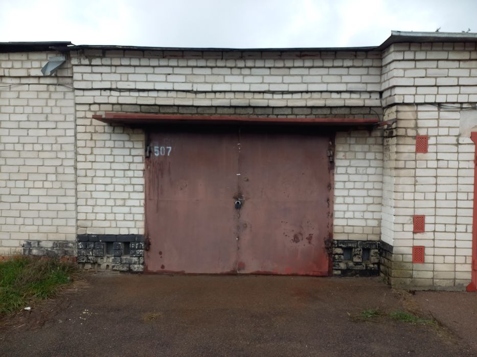 Капітальний гараж в АК 29 . Центр міста