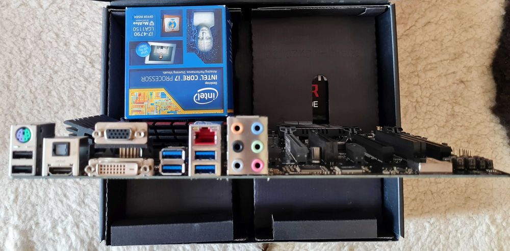 Bundle I7 4790, Asus Z97- Pro Gamer,  32GB DDR3