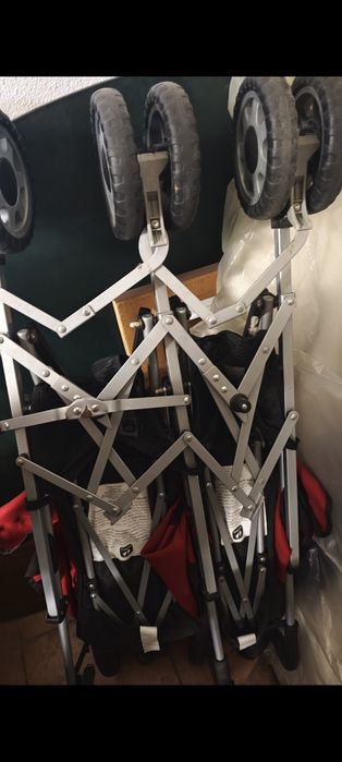 Carro gémeos passeio