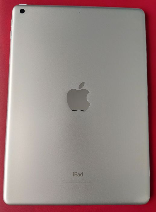 iPad 5  9.7 WiFi 32ГБ