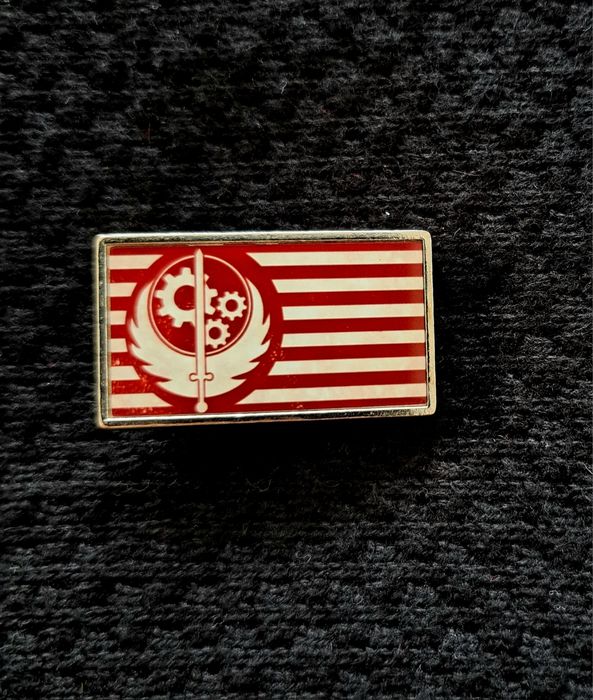 Przypinki Fallout NCR, Legion, Bractwo, Enklawa, Vault-Tec, Minutemen