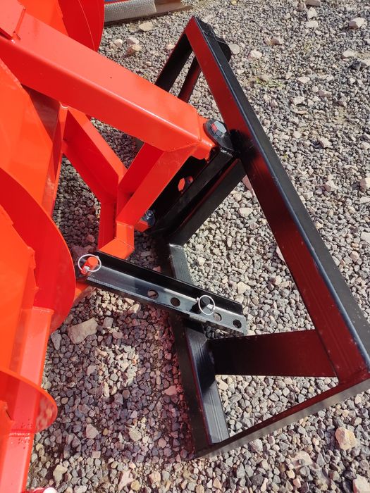 Pług do śniegu- prawo/lewo - 1 /2 siłowniki prosty tur tuz euro