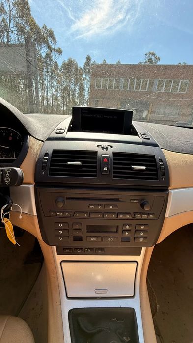 Para peças BMW X3 (E83)