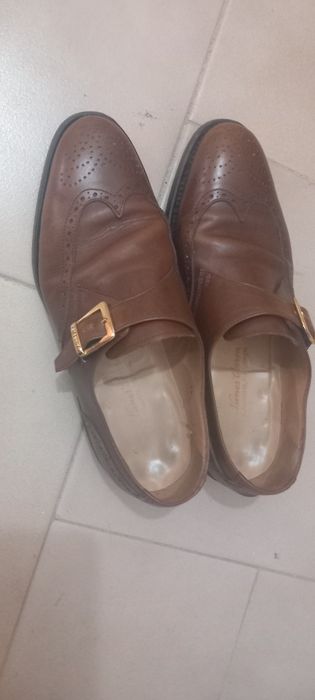 Sapatos homem com fivela