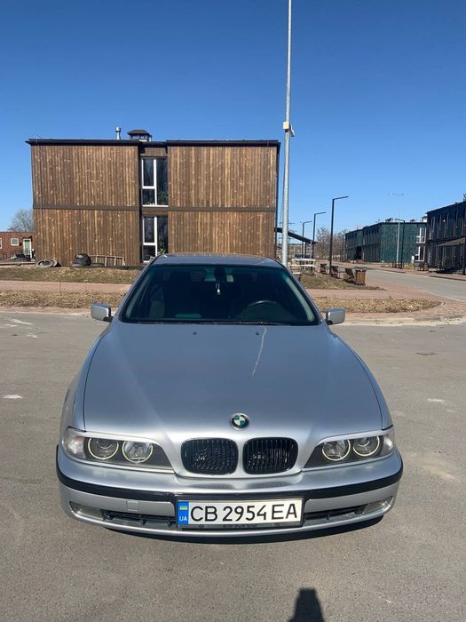Продам авто BMW E39 5series 1996