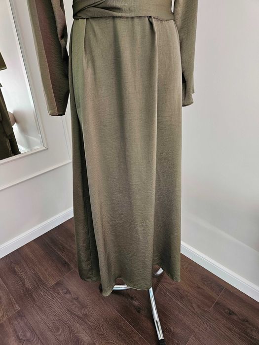 Sukienka maxi satynowa khaki Asos L 40