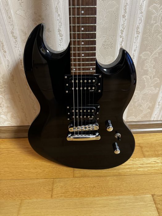 Єлектрогітара ESP LTD VIPER-50